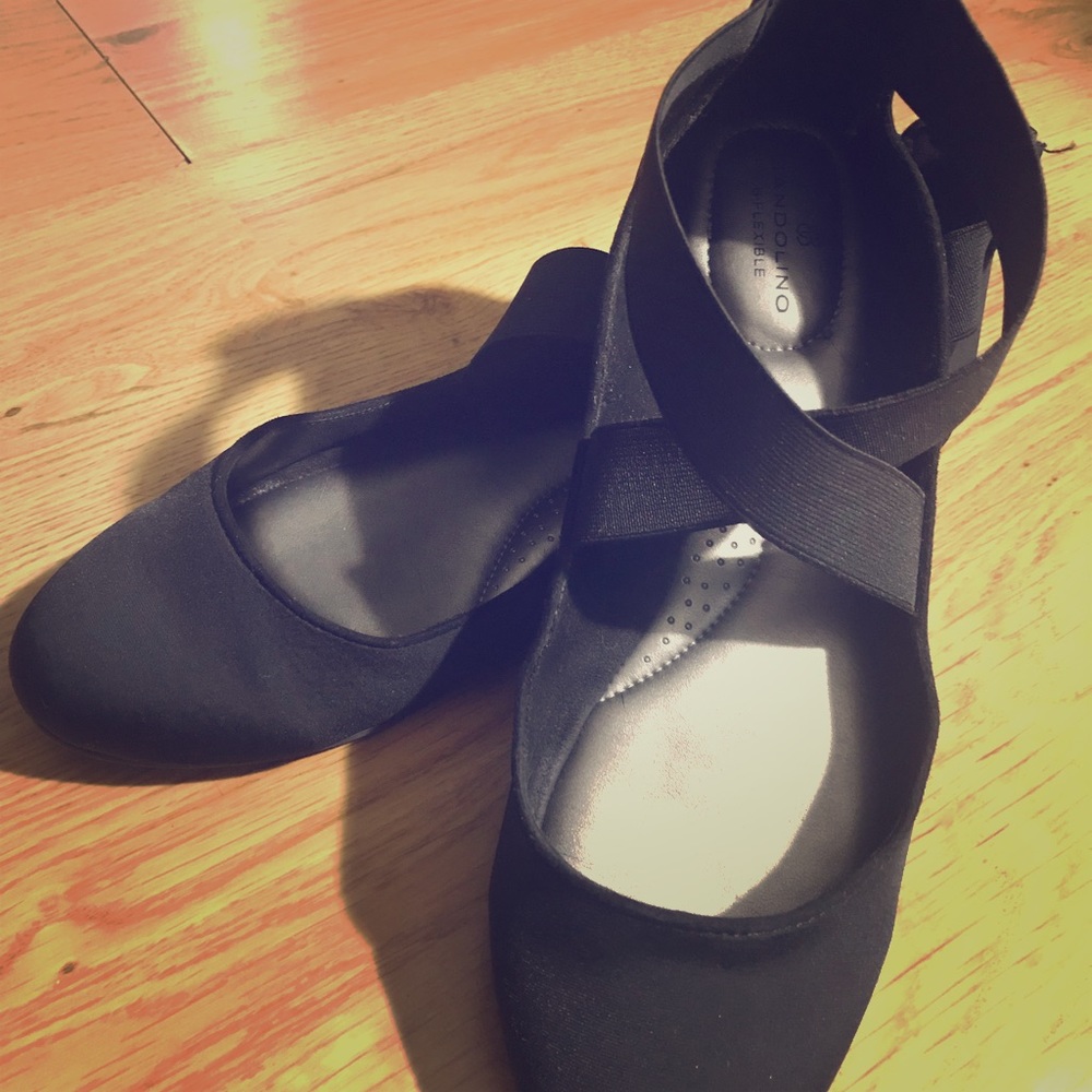Bandolino Flexible Flats - Ballerina Style